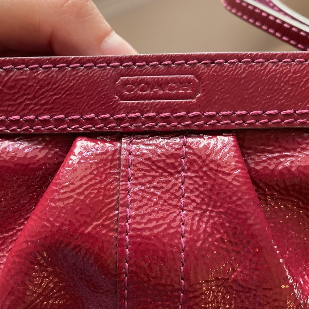 Coach Patent Leather Wristlet Cranberry - Picture 3 of 3